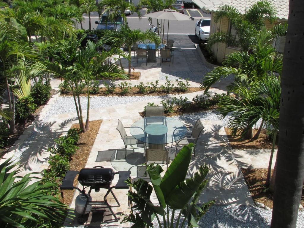 The Costal Hotel Clearwater Exterior photo